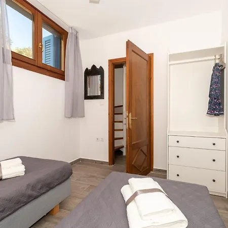 Apartment Olivia's Countryside House Krotiri
